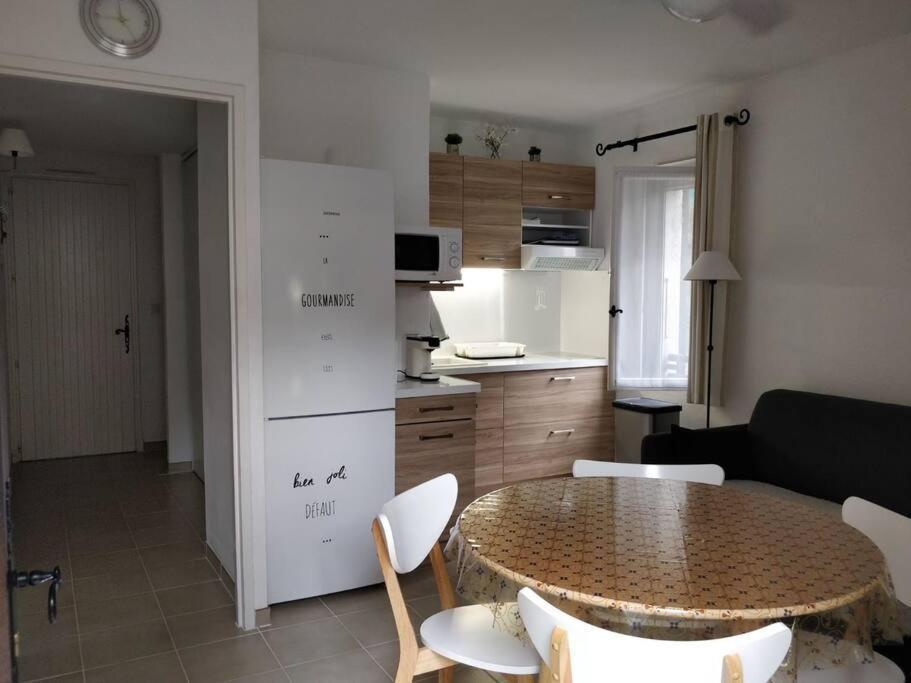 St Raphael 37M2, Piscine, Wifi, Commerces Mer 5Mn A Pieds Saint-Raphaël Extérieur photo